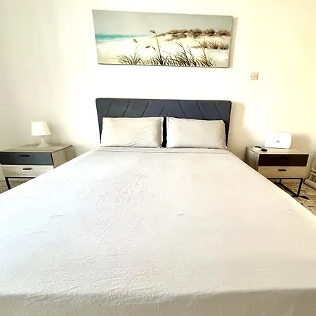 Apartament St Jude - Groundfloor *
